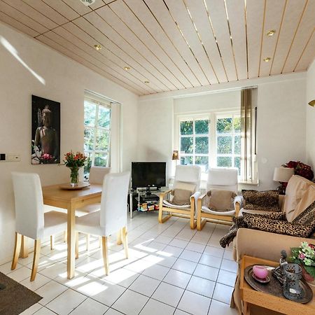 Quaint Apartment In Oostkapelle Zealand With Terrace Extérieur photo